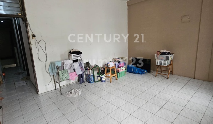 DIJUAL RUKO MUARA KARANG JALAN RAYA 2,5 LANTAI SHM SELATAN