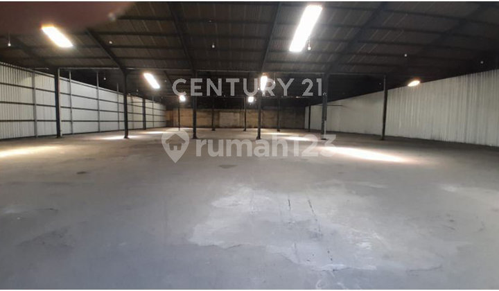 Disewakan Hanya Peruntukan Gudang di Daan Mogot