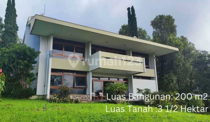 Dijual Villa Avoda Jl Welirang,Trawas