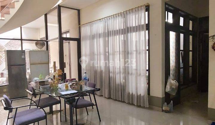 Dijual Rumah 2 Lantai Margorejo Indah Terawat Ada Balkon 2