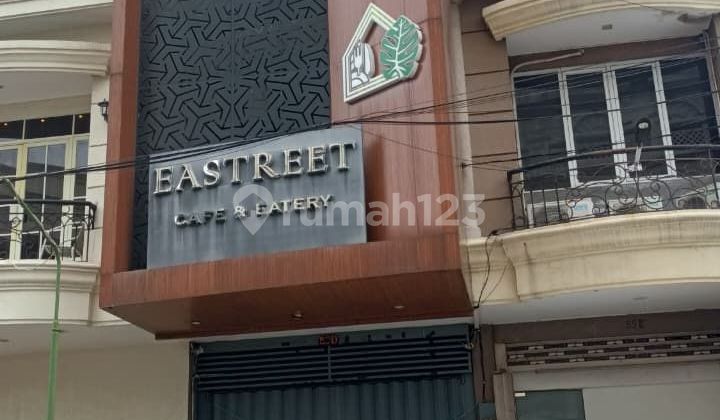 For Sale: 3.5-Story Shop House in Ngagel Jaya Commercial Area, Surabaya 1