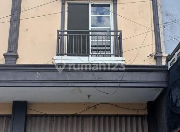 For Rent: Shophouse in Central Surabaya Commercial Area