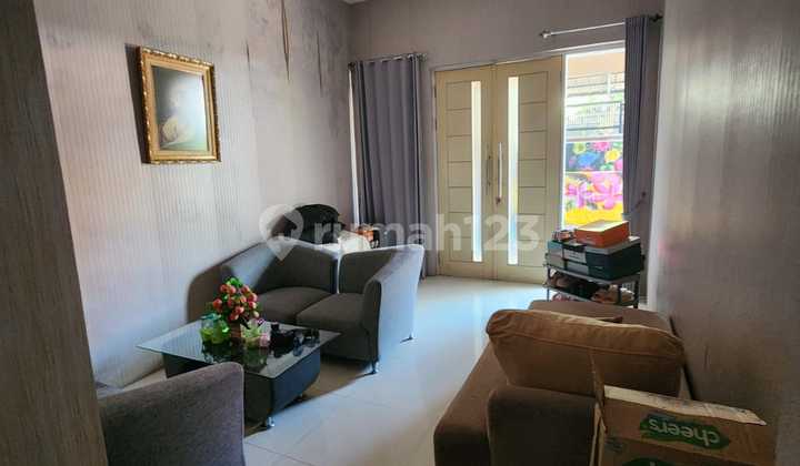 Minimalist House Ready to Occupy Kendangsari Surabaya 2