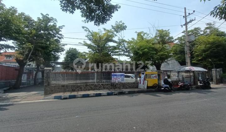 Rumah Usaha Area Komersial Probolinggo 1