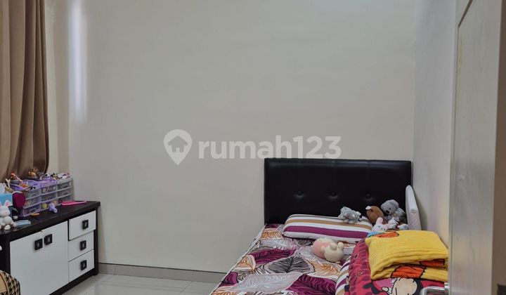 House for Sale in Wisma Permai Barat, Surabaya, Near Galaxy Mall 2