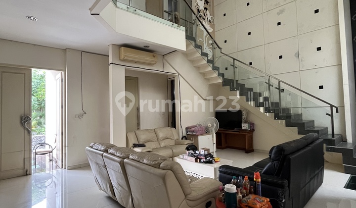 Pakuwon City San Diego Minimalist Split Level House Surabaya 2