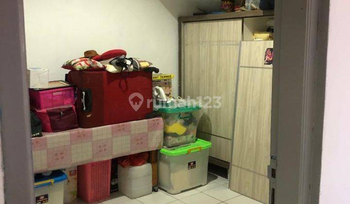 Rumah di jl palem. lestari SHM 7