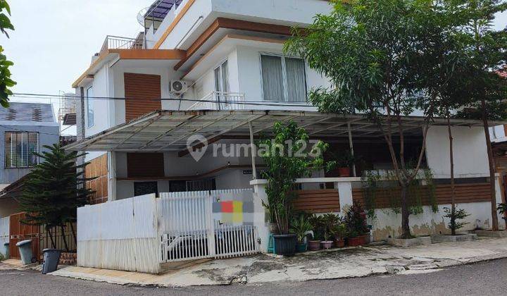 Rumah hook hadap taman 3 Lantai citra ext 2 SHM 1