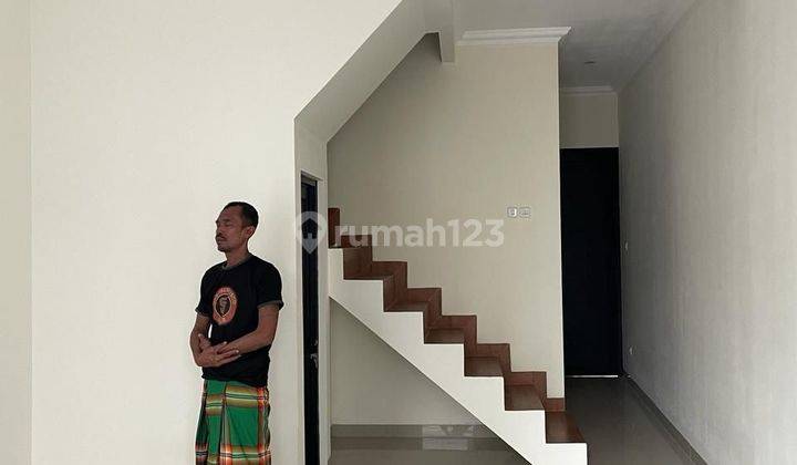 Rumah 2 Lantai Di Jl Panjang Arteri Kebon Jeruk. Jakbar 2