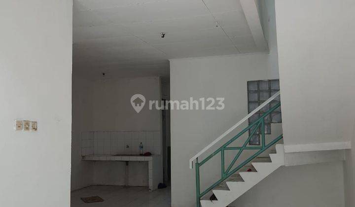 Rumah 2 Lantai Taman Palem Lestari Sudah Renovasi 2