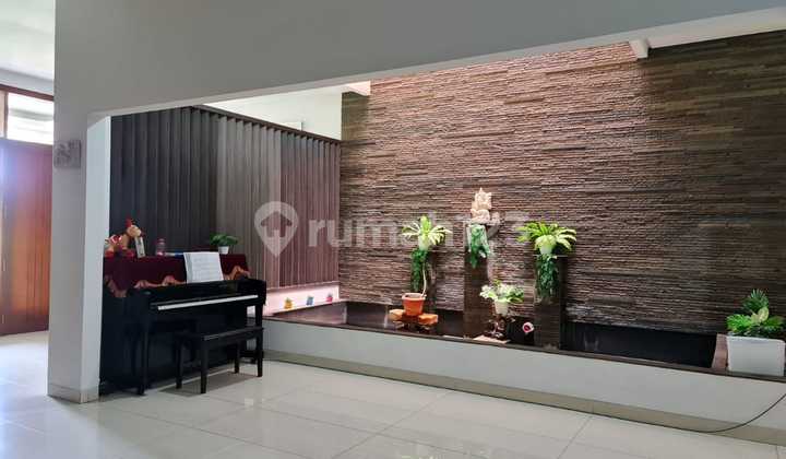 For Rent Grisenda Garden House Facing Beautiful Park