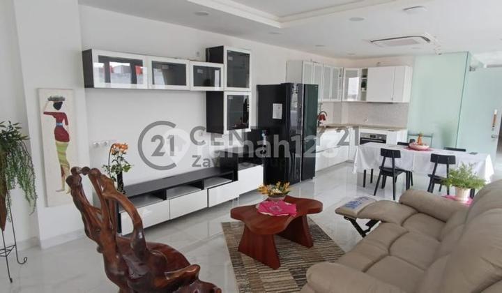 Disewakan Rumah Tinggal Huni dalam Komplek GreenVille Jakarta Barat 1