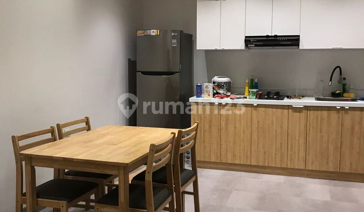 Rumah 2 Lantai di Cluster Thomson Scientia Gading Serpong 2