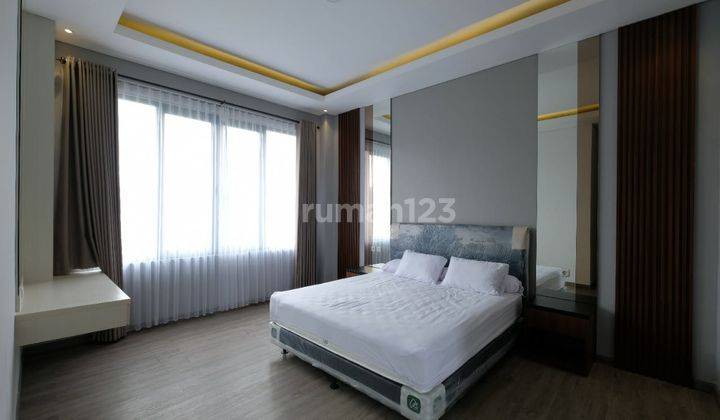 Rumah Mewah 3lt Sudah Furnished Di Modernland Tangerang 2