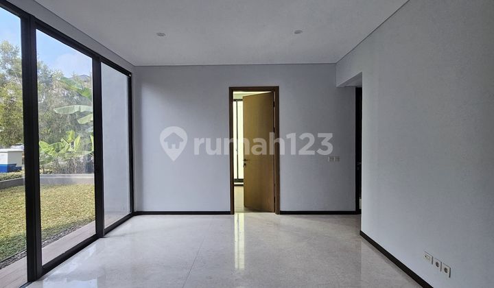 For Rent Luxury 3-Story House, Ready to Occupy, At Zora Cluster Bsd