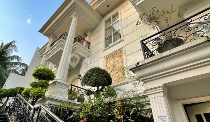 Dijual Cepat Rumah Mewah, 3 Lantai, At Tirta Golf Bsd City