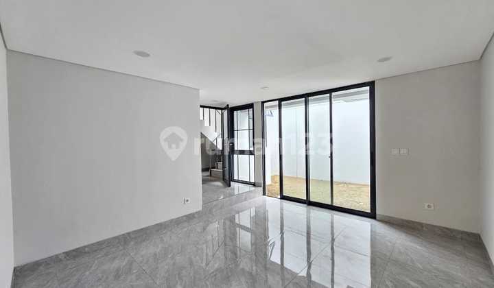 Dijual Cepat Rumah 2 Lantai, Siap Huni At Cluster Aether Bsd City 2