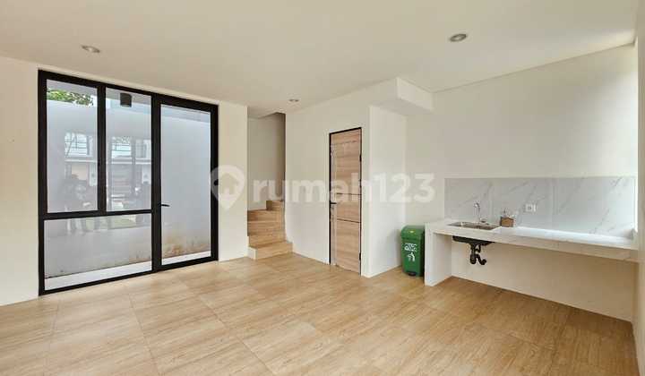 Di Jual Rumah Bagus Shm, Cluster Cendana Clover, Lippo Karawaci..