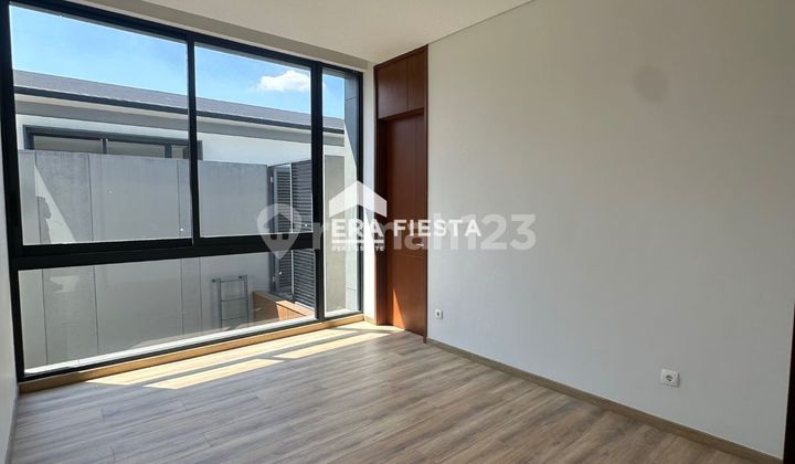 For Quick Sale: 3-Story Luxury House, SHM, in Lyndon Nava Park Cluster, BSD. 2