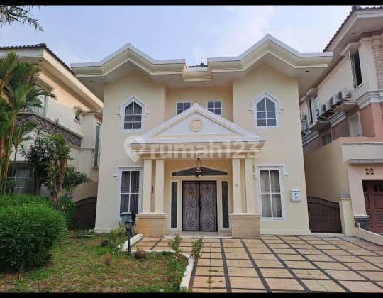 Rumah Cantik 2Lt Hunian Nyaman Taman Beverly Golf Lippo Karawaci. 2