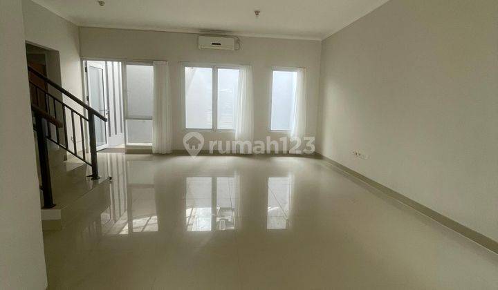 Rumah Cantik 2 Lt Siap Huni Dalam Cluster Bohemia Gading Serpong. 1