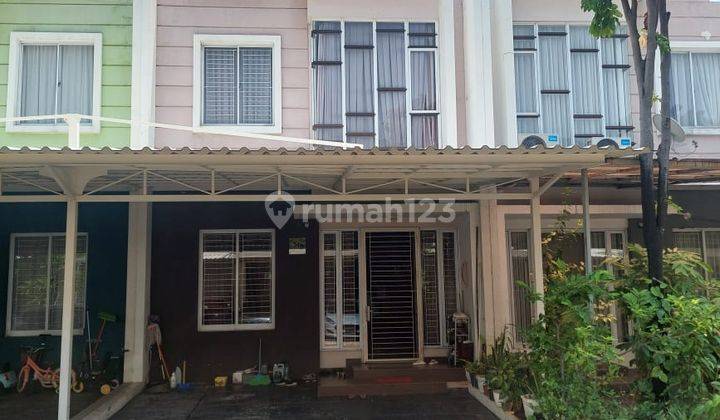 Rumah Cantik 2Lt Green Lake City Cipondoh Kondisi Rapi Siap Huni. 1