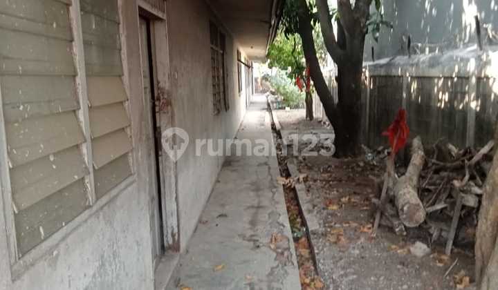 Ready-to-Use Warehouse on Row J Street with Container Access in Cikupa