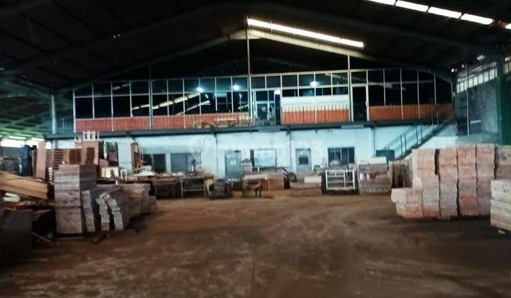Ex Pabrik Kondisi Bagus Strategis di Jalan Raya Sapan Gede Bage.  1