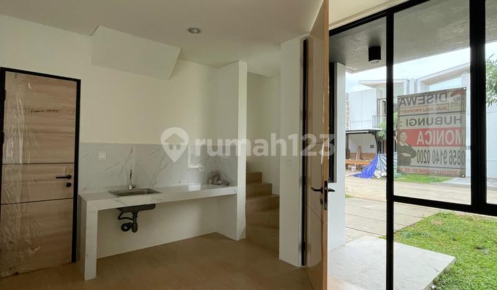 Rumah Baru Rapi Hunian Nyaman di Cendana Essence, Lippo Karawaci.