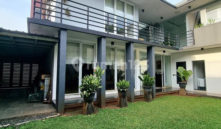Rumah Minimalis Modern Ada Kolam Ikan Siap Huni Di Sektor 9