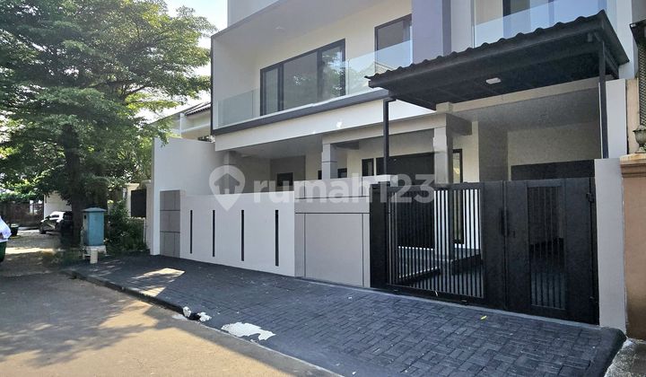 Minimalis Modern Space Luas Siap Huni di BSD Dekat Al - Azhar BSD 2