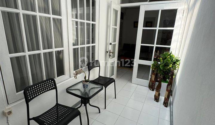 Rumah 2 Lantai Terawat Hadap Timur Dalam Cluster Di Sektor 2 2