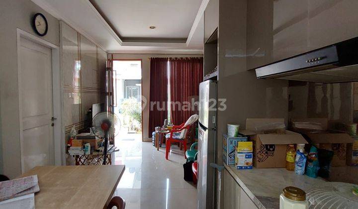 Rumah 2 Lantai Dalam Cluster Diantara BSD Dan Gading Serpong
 2