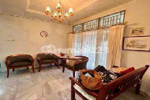 Jual Cepat Rumah 1.5 Lt Hoek Siap Huni Dalam Cluster di Sektor 9