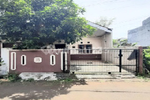 Rumah Hitung Tanah Dalam Cluster Dekat Sektor 9 di Area Bintaro