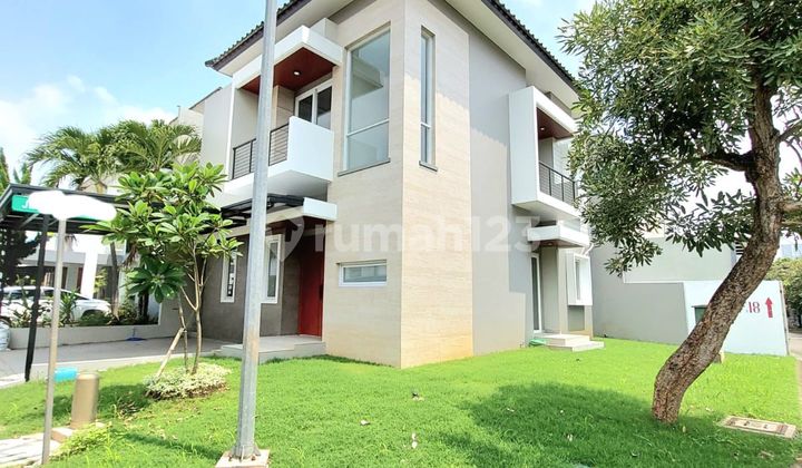 Harus Cepat Terjual Rumah Modern Hoek Siap Huni di BSD City 2