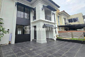 Turun Harga Brand New Baru Renovasi di Cluster Sektor 9 Bintaro Turun Harga Brand New Baru Renovasi di Cluster Sektor 9 Bintaro