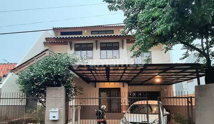 Rumah Hoek Semi Furnished Ada Taman Depan Di Jurangmangu 2