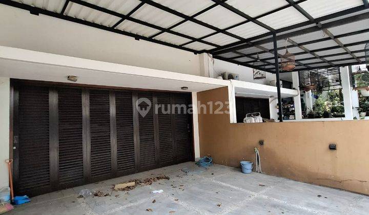 Rumah Hoek Minimalis Modern Di Area Veteran Bintaro Jaksel 2