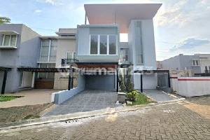 Rumah Cantik Hadap Timur Ada Rooftop Di Kebayoran Bintaro