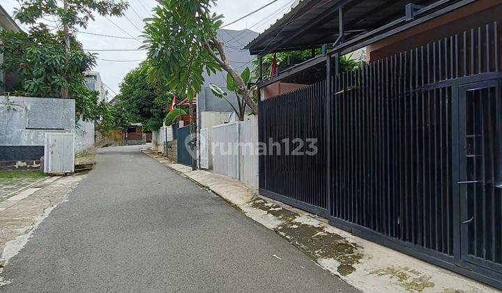 Rumah 1km Dri Scbd Siap Huni Lingkungan Nyaman Kebayoran Dekat 2