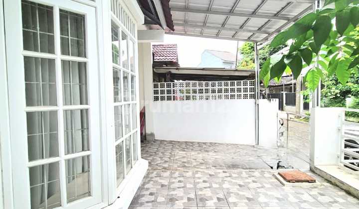 Rumah Sudah Renovasi Lokasi Strategis Di Bintaro Sektor 5 2