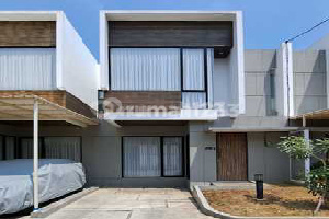 Rumah Baru Minimalis Dengan Halaman Belakang Luas Di Bintaro Area