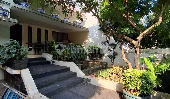 Rumah Luas Ada Backyard Hadap Timur Dalam Cluster Di Sektor 9 Rumah Luas Ada Backyard Hadap Timur Dalam Cluster Di Sektor 9