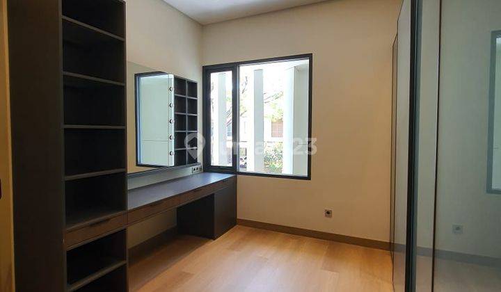 Turun Harga Rumah Desain Modern Ada Walk In Closet Di Bintaro 2