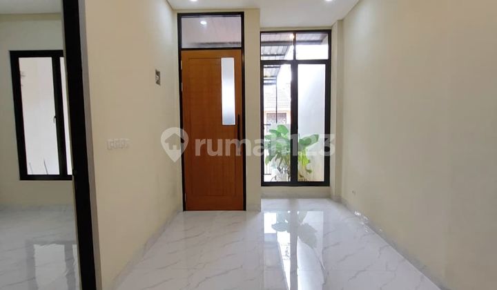 Rumah Minimalis Modern Siap Huni Dalam Cluster di Bsd Dekat Tol 2