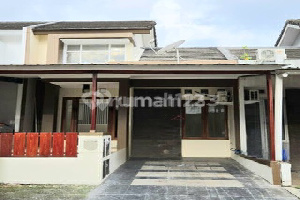 Turun Harga Rumah Minimalis Dalam Cluster One Gate di Sektor 9