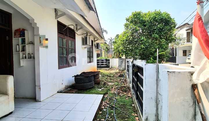 Rumah Siap Huni Posisi Hoek Di Lokasi Strategis Di Sektor 5 2