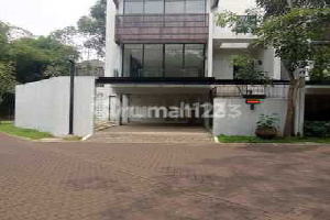 Brand New House Hoek Dalam Cluster Premium di Lebak Bulus