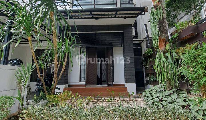 New Renovated Rumah 3 Lantai Siap Huni Dalam Cluster Di Sektor 9 2